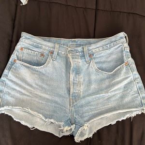 Levi’s 501 jean shorts